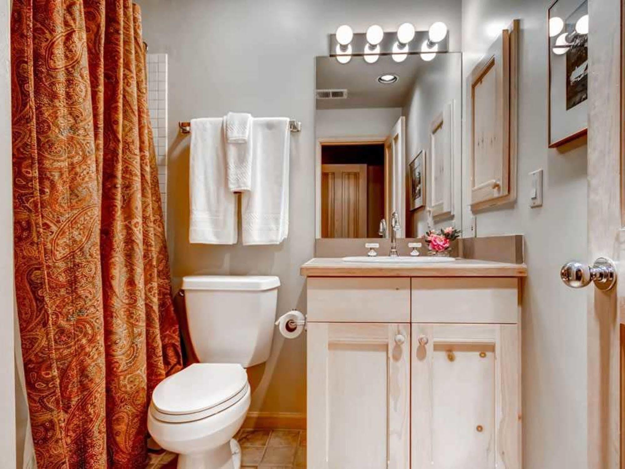 One Breckenridge Place Townhomes ภายนอก รูปภาพ